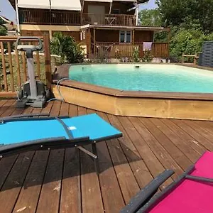 gite-manguier.comcaribbean.com/